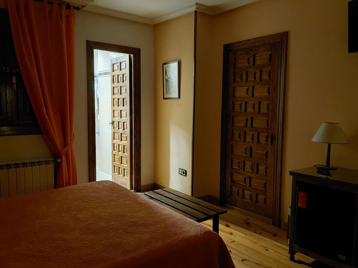 Hosteria Picos De Europa Potes Exterior photo