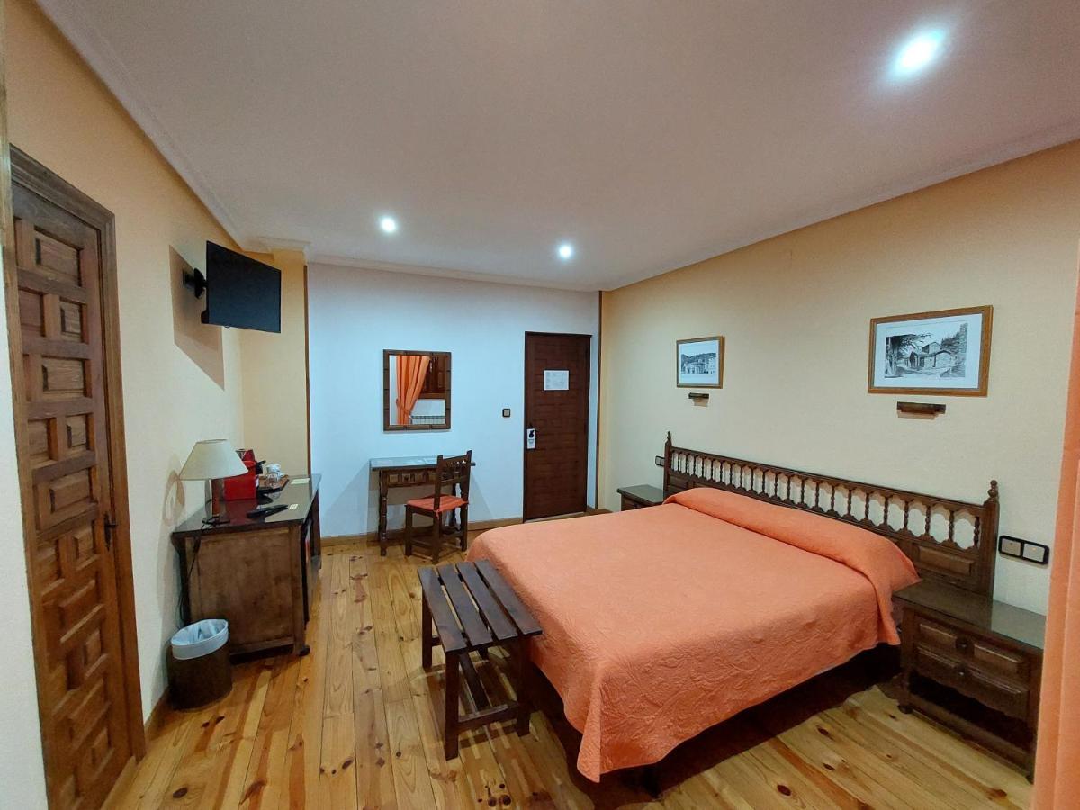 Hosteria Picos De Europa Potes Exterior photo