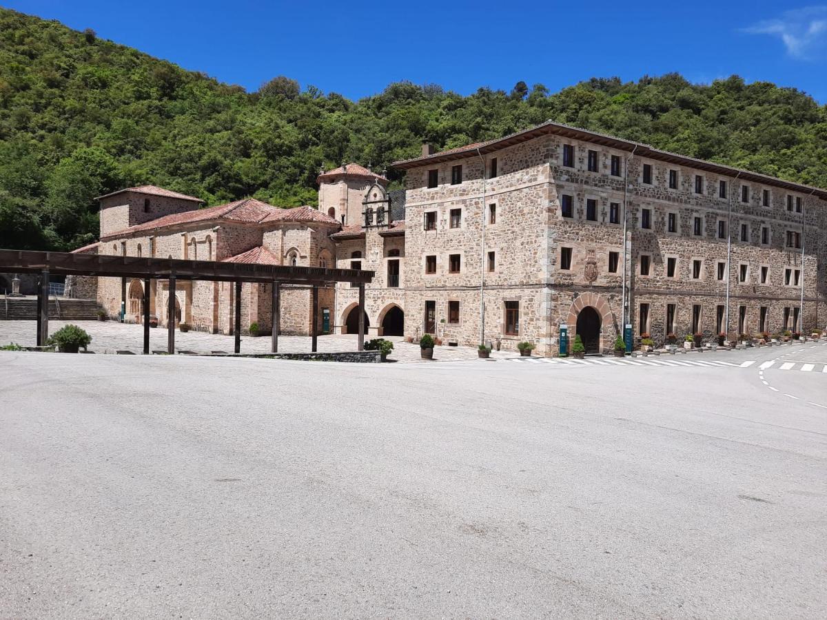 Hosteria Picos De Europa Potes Exterior photo